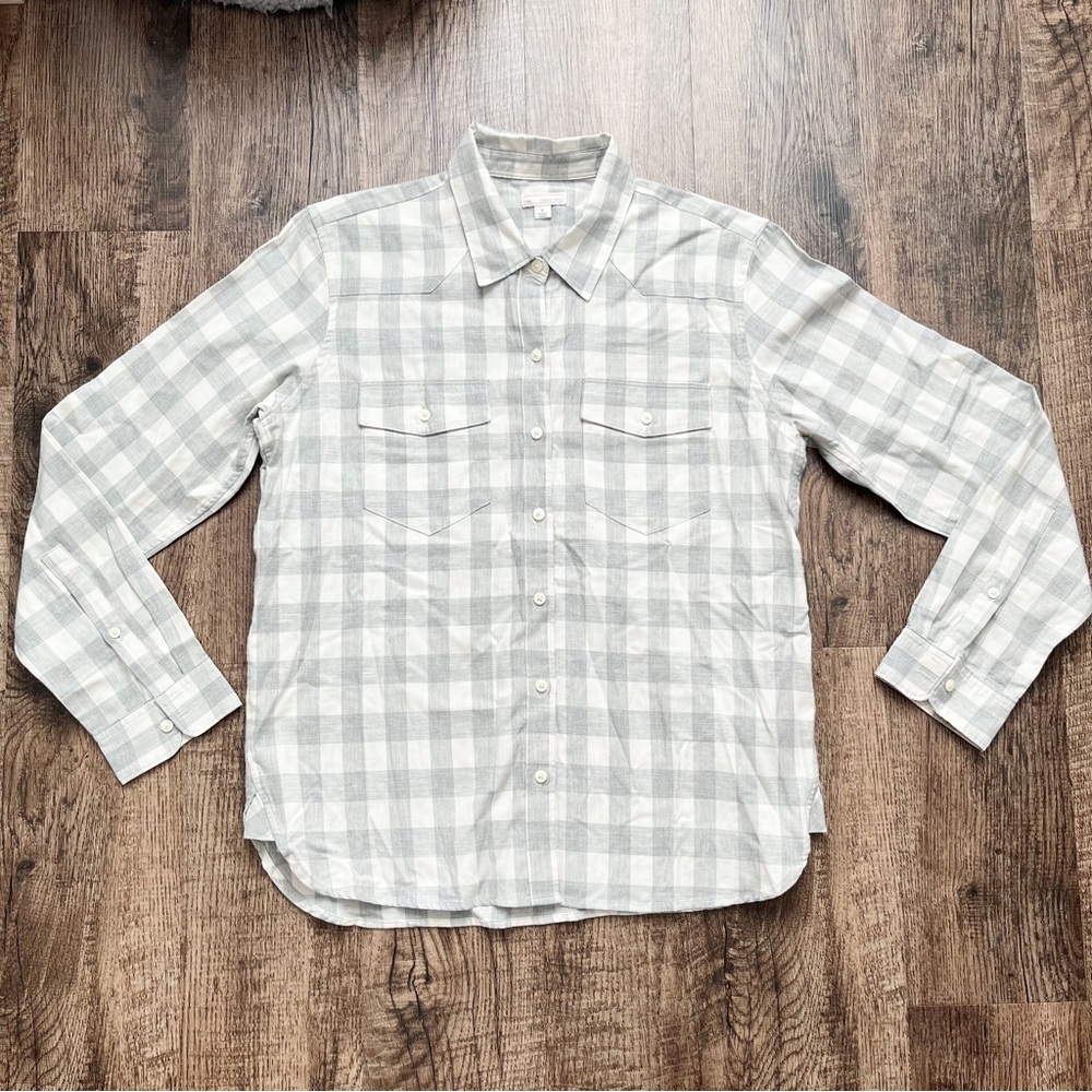 Gap Gray White Plaid Striped Long Sleeve Button Up Collared Shirt Size Small